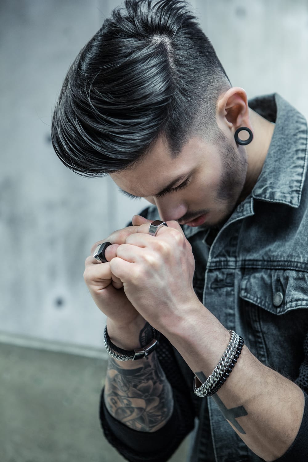 53 Bold & Edgy Mens Hairstyles For Curly Hair