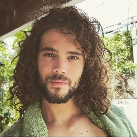 Is Mane hairstyle a Versatile Style For Curly, Wavy ... (480 x 480 Pixel)